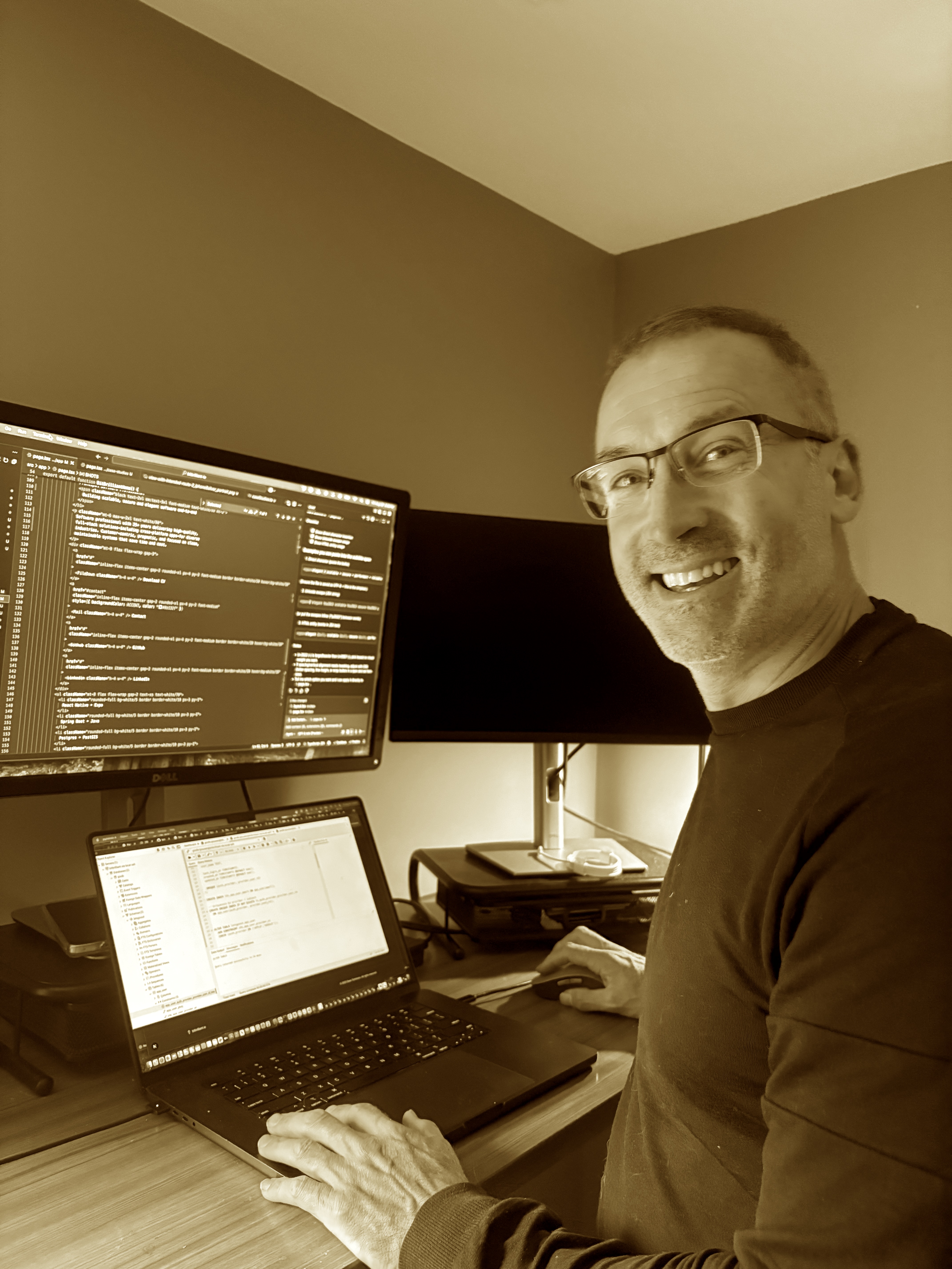 Dean Tomlinson portrait